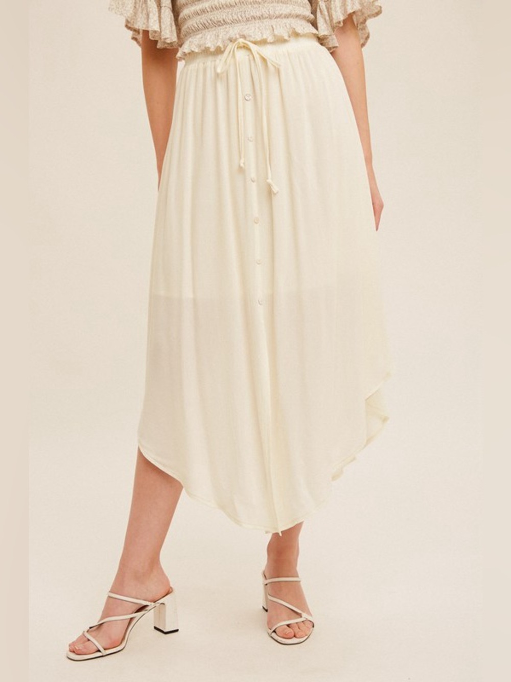 🌟SALE🌟SCOOP HEM STRETCHED WAIST BAND SWING
SKIRT|CREAM